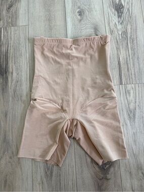 Honeylove SuperPower Shorts 1X
